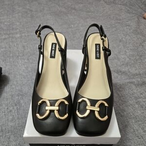 Nine West Black and Gold Heels with Signature Gold Hardware